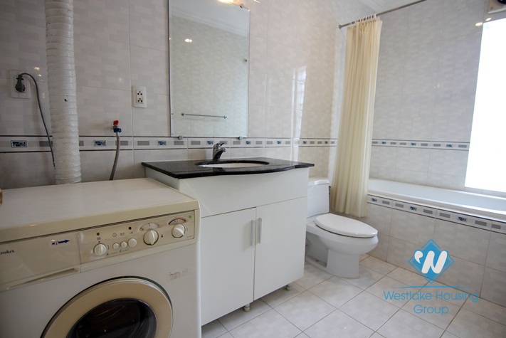 Large two bedrooms apartment for rent near Vincom center, Hai Ba Trung dis. 